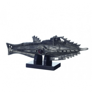 Submarino de ficción inspirado de las novelas de aventura de Julio Verne. Maqueta de resina de color gris patinado que le da un aspecto de acero