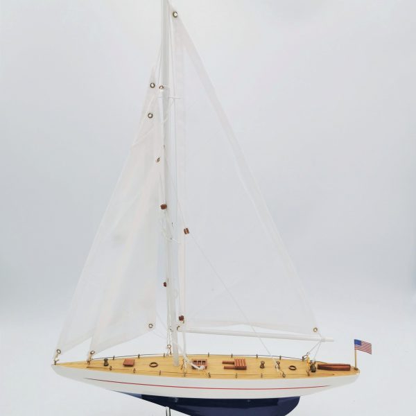 Maqueta Velero Enterprise Montada 52,5×38,5×5,5cm Nauticalmania
